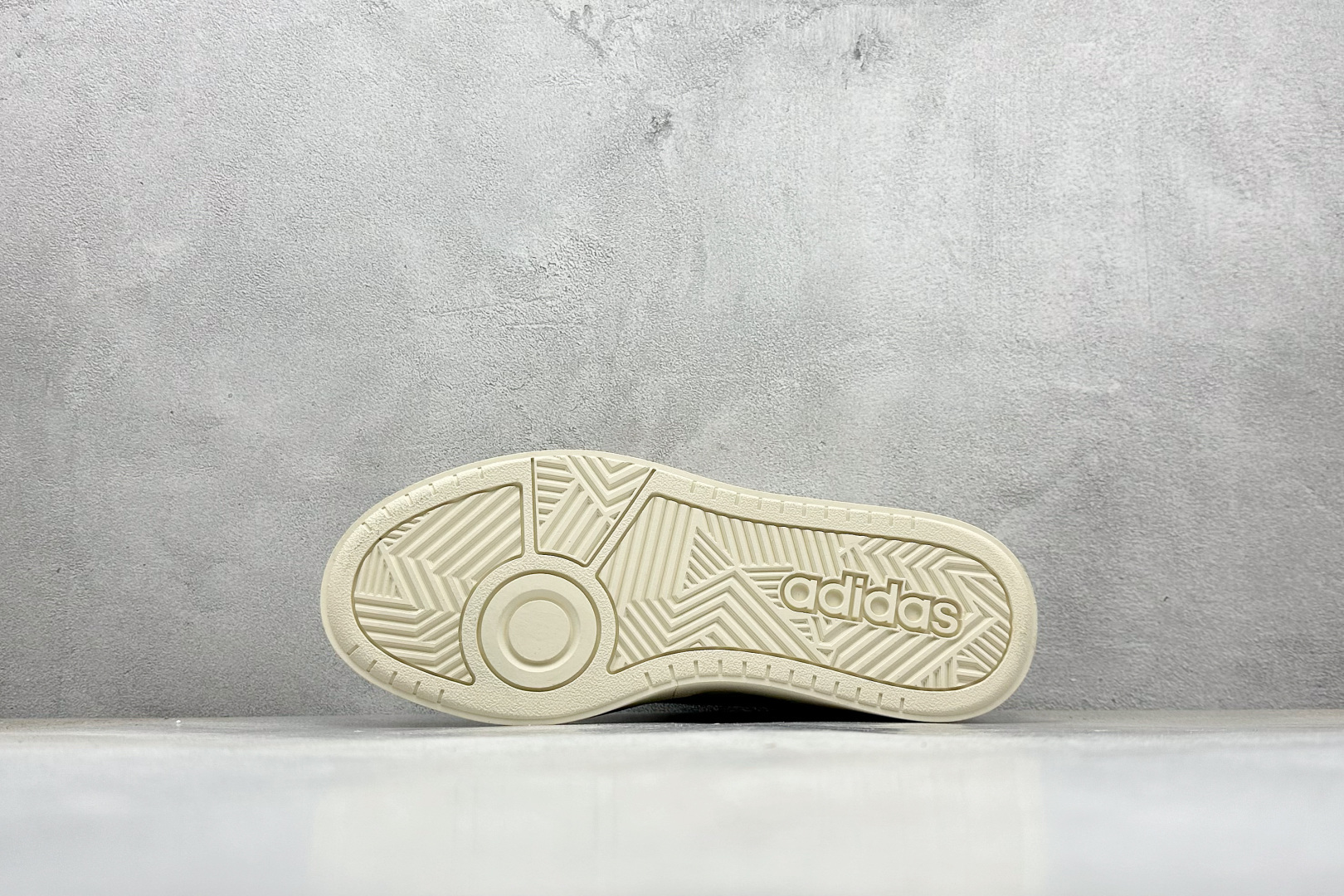 GW版AD Fos Labcourt Trainers 舒适百搭休闲低帮运动板鞋 IF1709