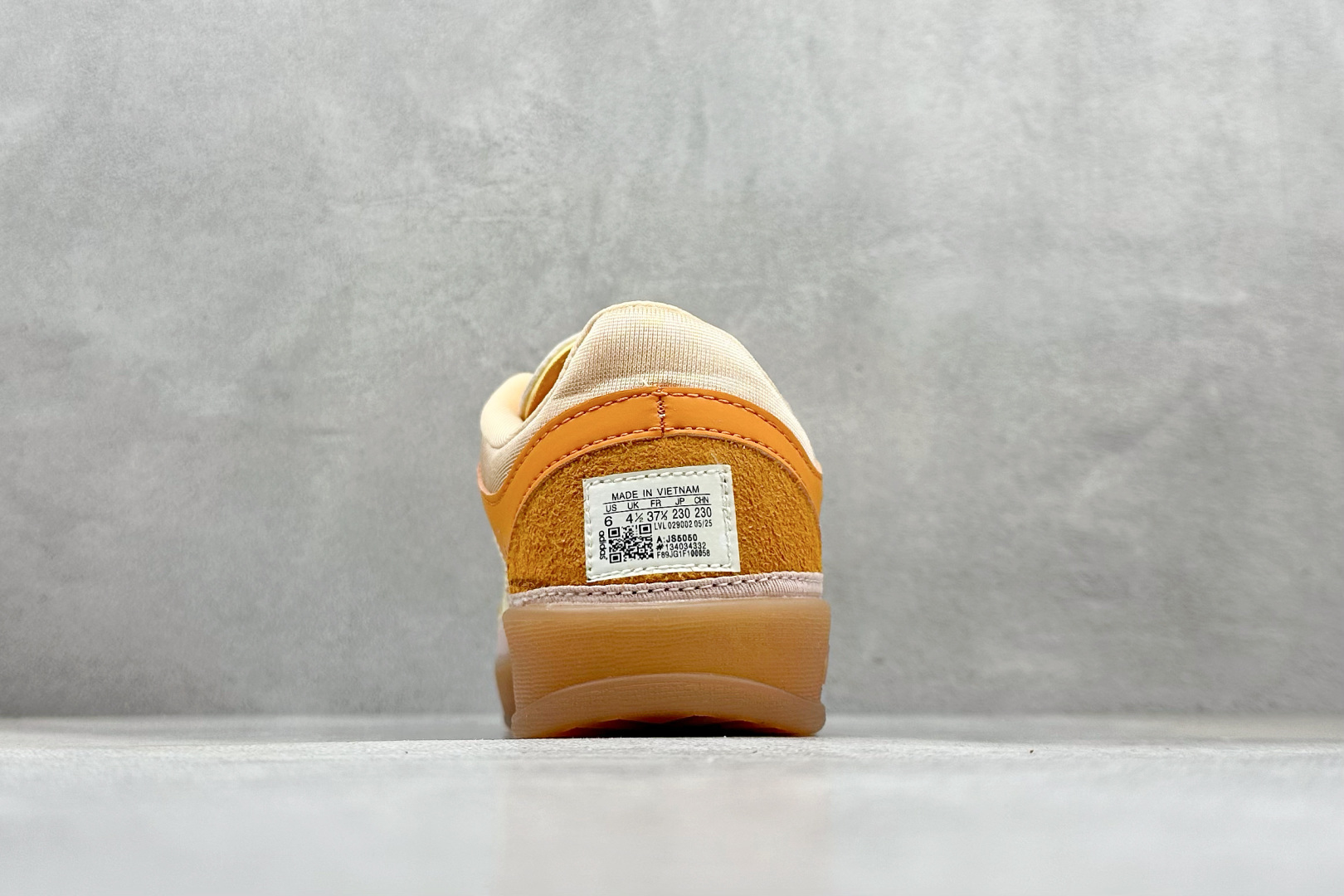 HY版Bad Bunny x Adidas Gazelle Indoor 联名款 三叶草复古休闲防滑耐磨低帮板鞋 JS5050