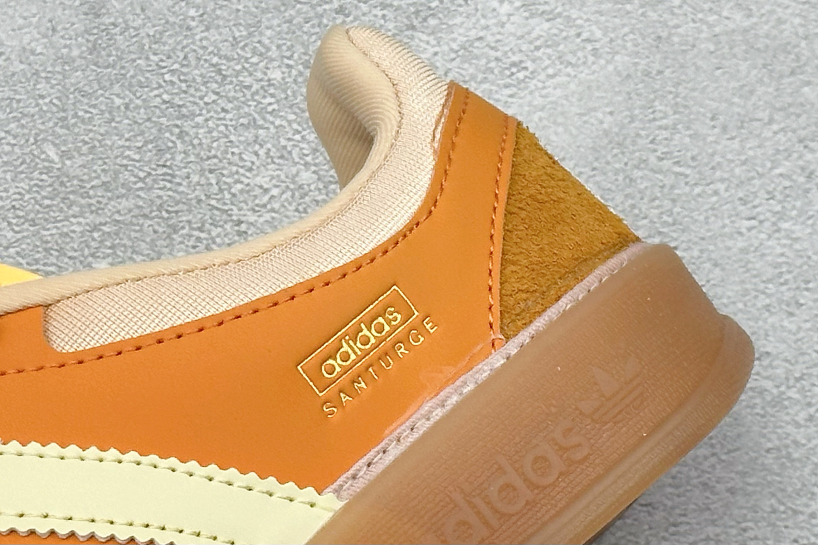 HY版Bad Bunny x Adidas Gazelle Indoor 联名款 三叶草复古休闲防滑耐磨低帮板鞋 JS5050