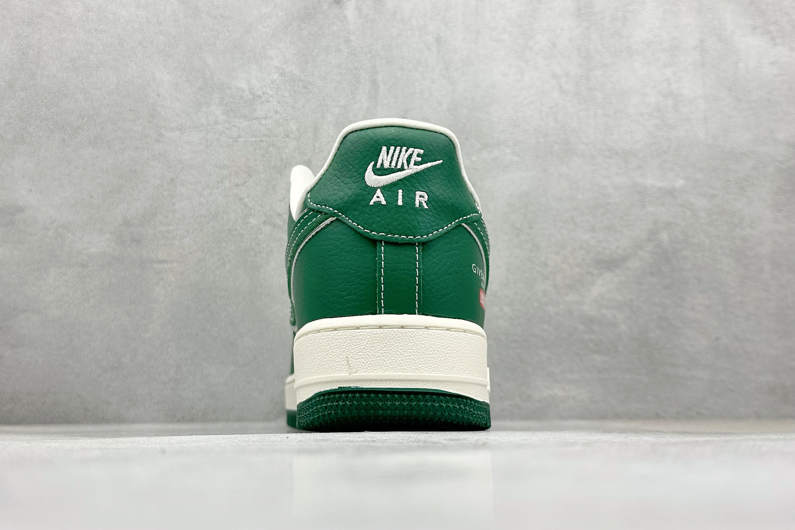 SC版Nike Air Force 1 Low 07 x GIVENCHY 绿白 DK0188-088