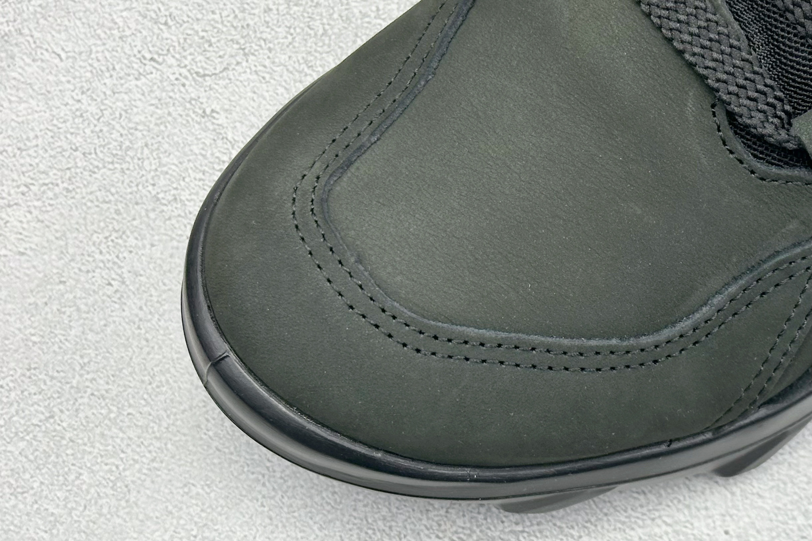 260 Ecco/爱步 百搭休闲老爹运动健步鞋 头层磨砂牛皮经典和现代工艺品质融合 820314