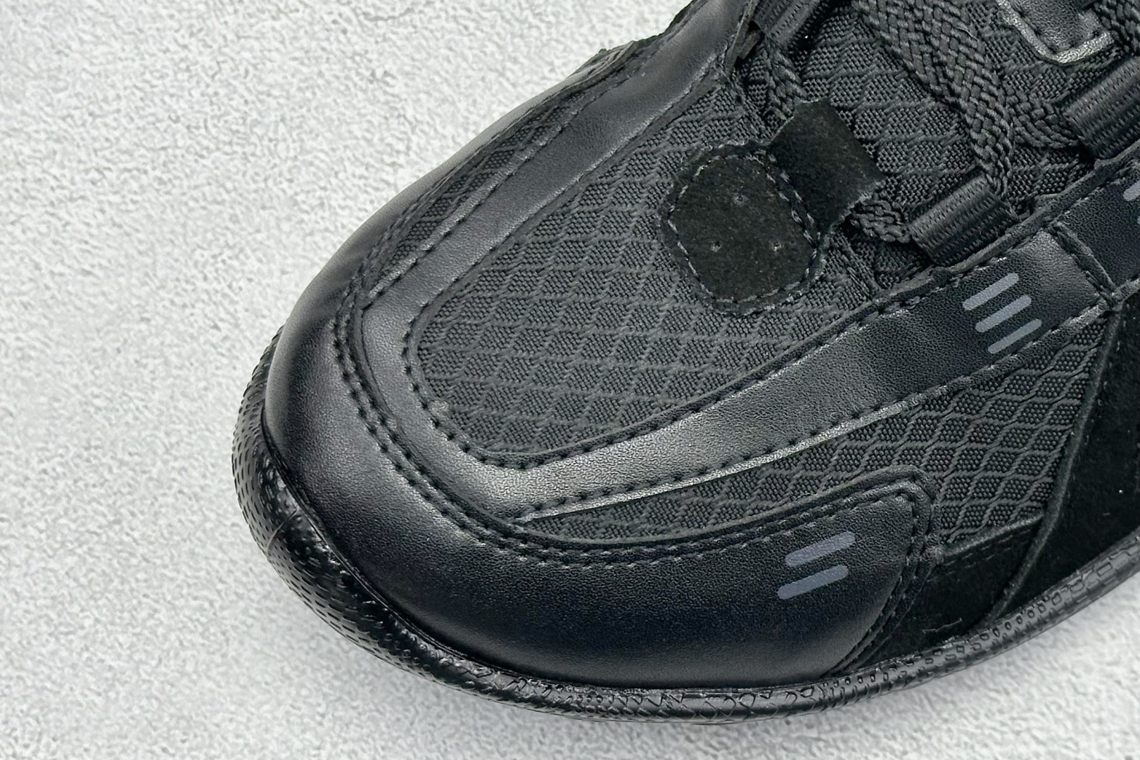 300 ECCO爱步运动休闲鞋 轻便缓震跑步鞋 802433-Chinese UA Cheap High Quatity Brand Clothes Bags handbags Sneakers wholesale wholesaler seller from China Factory suppliers Fashion Clothing Shoes best Quality Beautiful Price 300 ECCO爱步运动休闲鞋 轻便缓震跑步鞋 802433