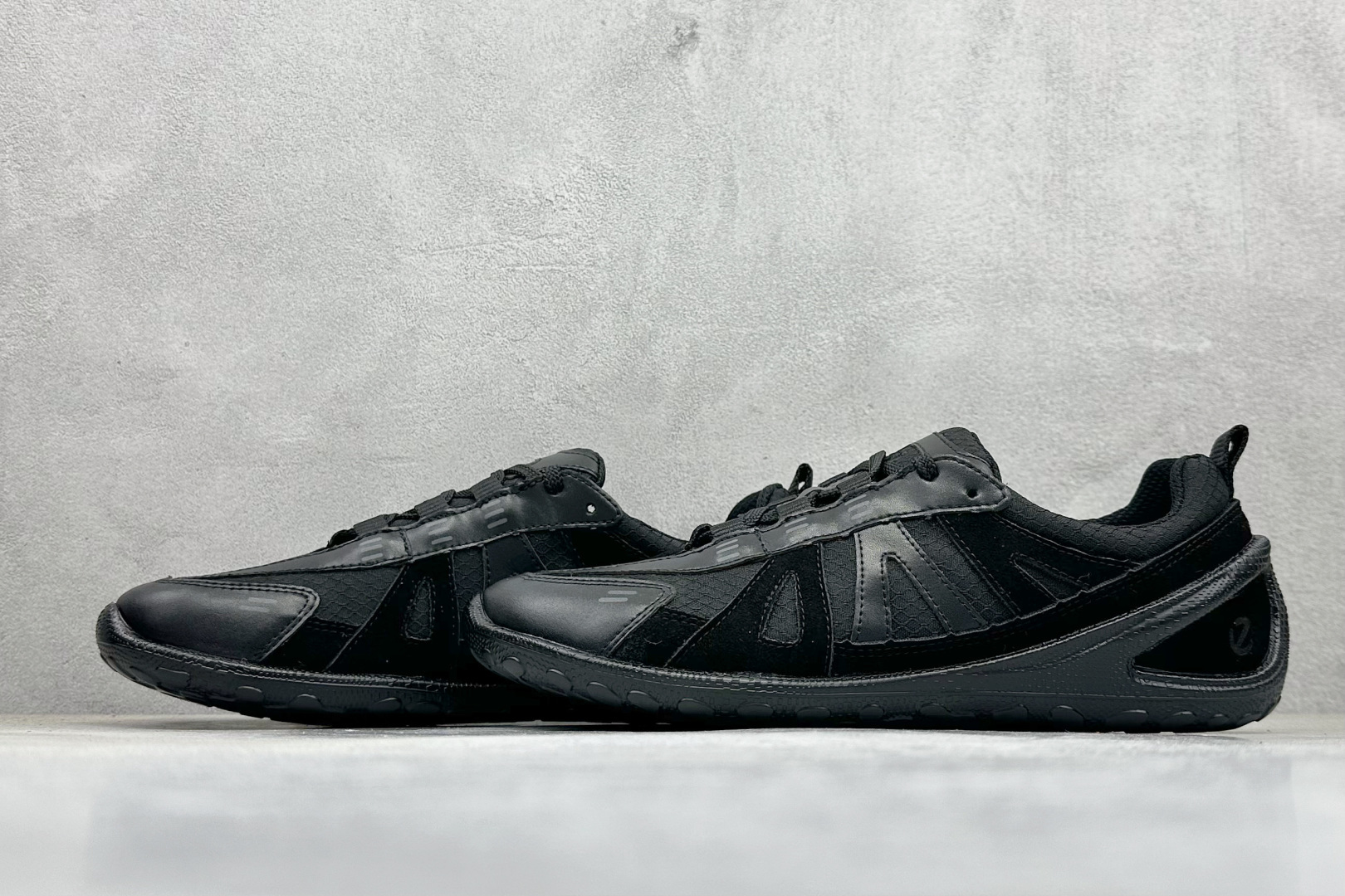 300 ECCO爱步运动休闲鞋 轻便缓震跑步鞋 802433-Chinese UA Cheap High Quatity Brand Clothes Bags handbags Sneakers wholesale wholesaler seller from China Factory suppliers Fashion Clothing Shoes best Quality Beautiful Price 300 ECCO爱步运动休闲鞋 轻便缓震跑步鞋 802433