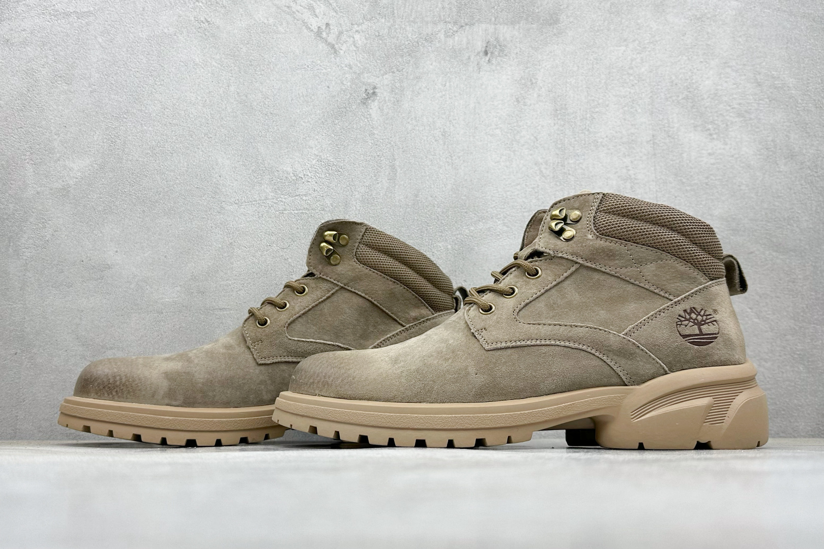280 Timberland添柏岚/天伯伦户外中帮休闲大黄靴系列 TB10088