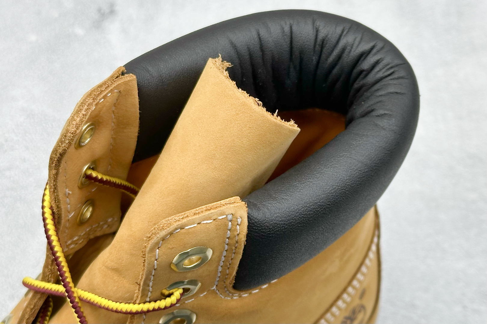 400 添柏岚 Timberland 踢不烂/经典款黄色高帮 女款六孔 型号10361 男款七孔 型号10061-Chinese UA Cheap High Quatity Brand Clothes Bags handbags Sneakers wholesale wholesaler seller from China Factory suppliers Fashion Clothing Shoes best Quality Beautiful Price 400 添柏岚 Timberland 踢不烂/经典款黄色高帮 女款六孔 型号10361 男款七孔 型号10061