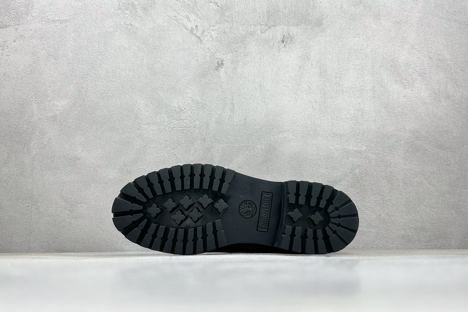 320 添柏岚 Timberland 踢不烂/经典款中帮黄色23061-Chinese UA Cheap High Quatity Brand Clothes Bags handbags Sneakers wholesale wholesaler seller from China Factory suppliers Fashion Clothing Shoes best Quality Beautiful Price 320 添柏岚 Timberland 踢不烂/经典款中帮黄色23061