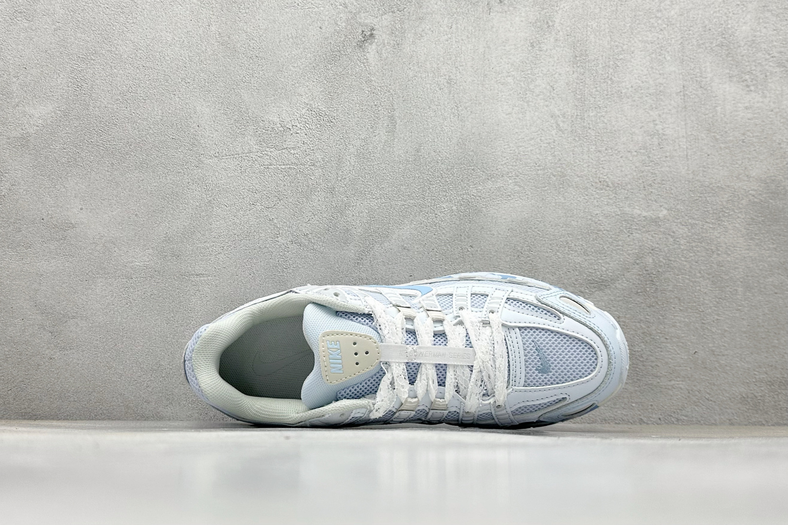 Nike P-6000 系列低帮复古老爹风休闲运动舒适慢跑鞋 CV2209-111