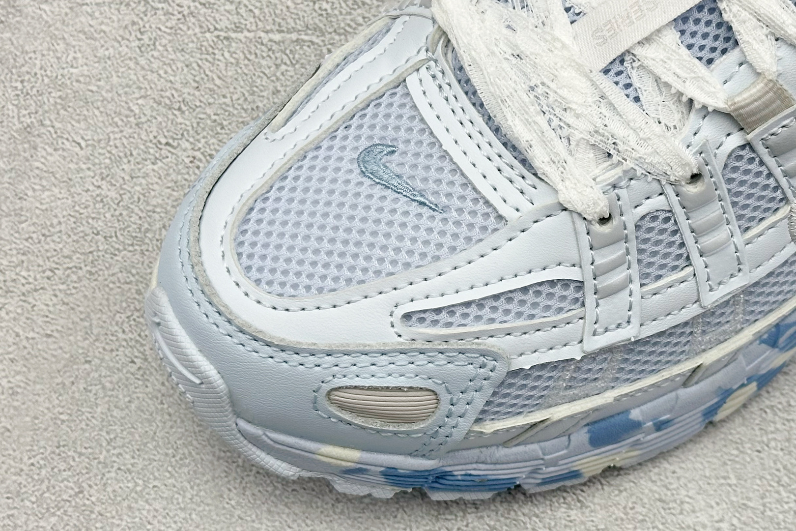 Nike P-6000 系列低帮复古老爹风休闲运动舒适慢跑鞋 CV2209-111