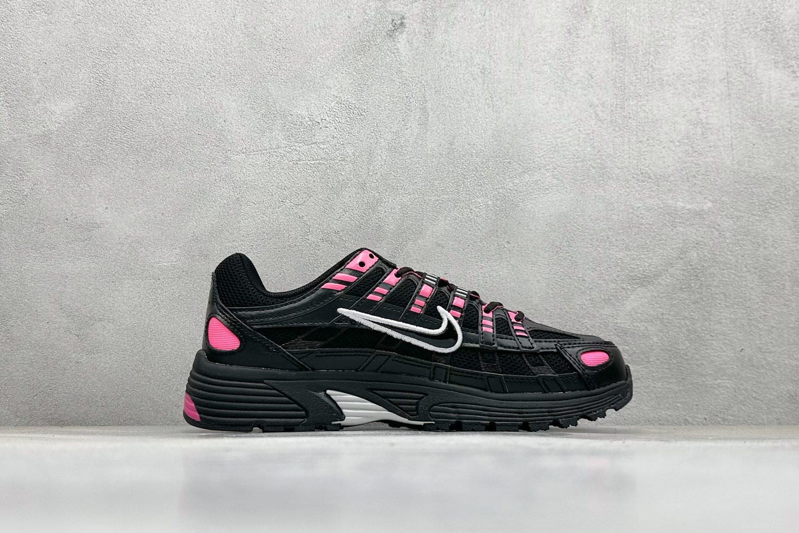Nike P-6000 系列低帮复古老爹风休闲运动舒适慢跑鞋 CD6404-600
