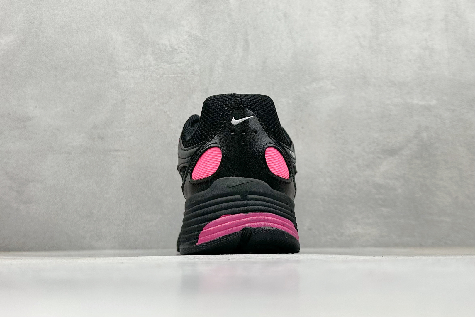 Nike P-6000 系列低帮复古老爹风休闲运动舒适慢跑鞋 CD6404-600