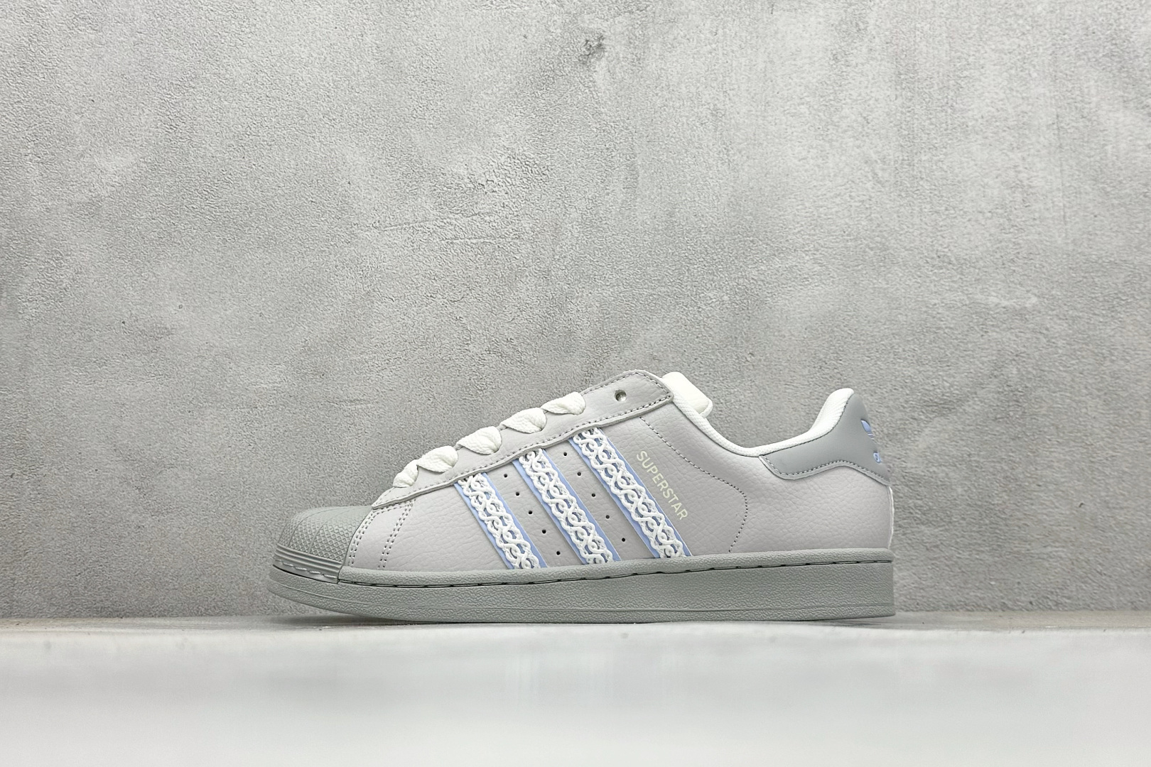 Adidas Originals Superstar 贝壳头 JQ8729