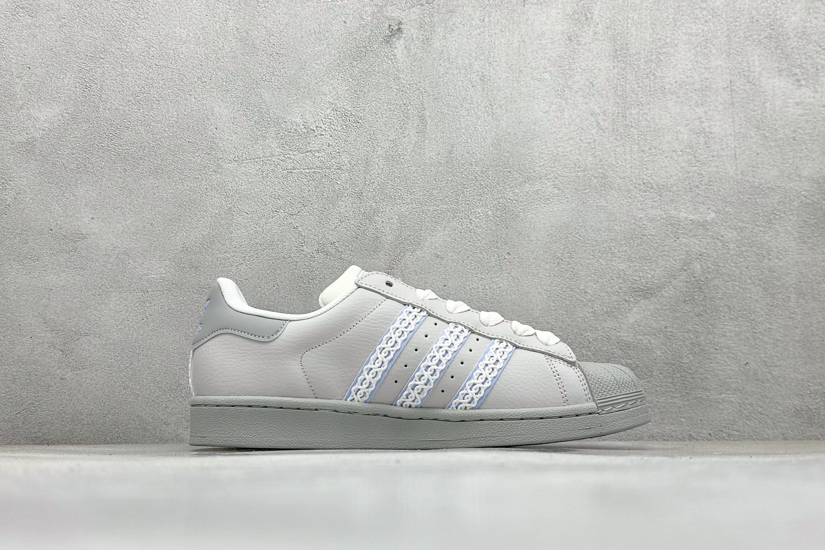 Adidas Originals Superstar 贝壳头 JQ8729
