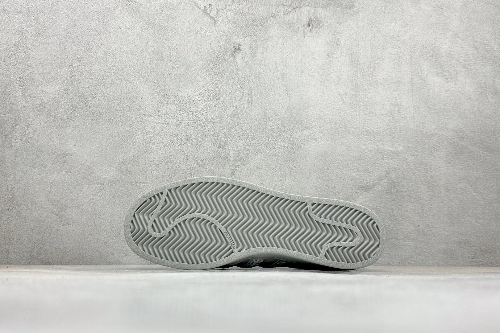 Adidas Originals Superstar 贝壳头 JQ8729