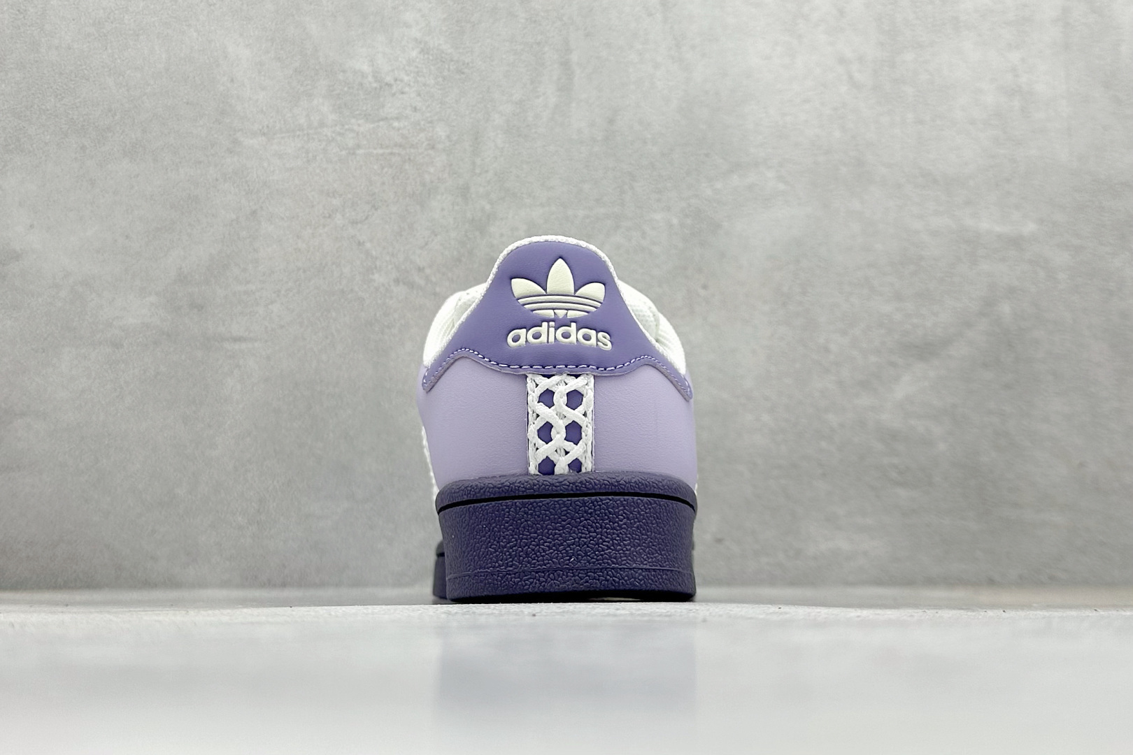 Adidas Originals Superstar 贝壳头 KJ4210