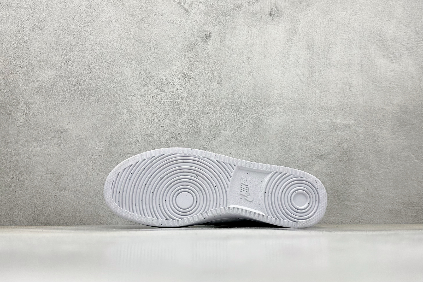 Nike Court Vision Low 定制涂鸦绑带 校园风低帮复古篮球板鞋 DH2987-101