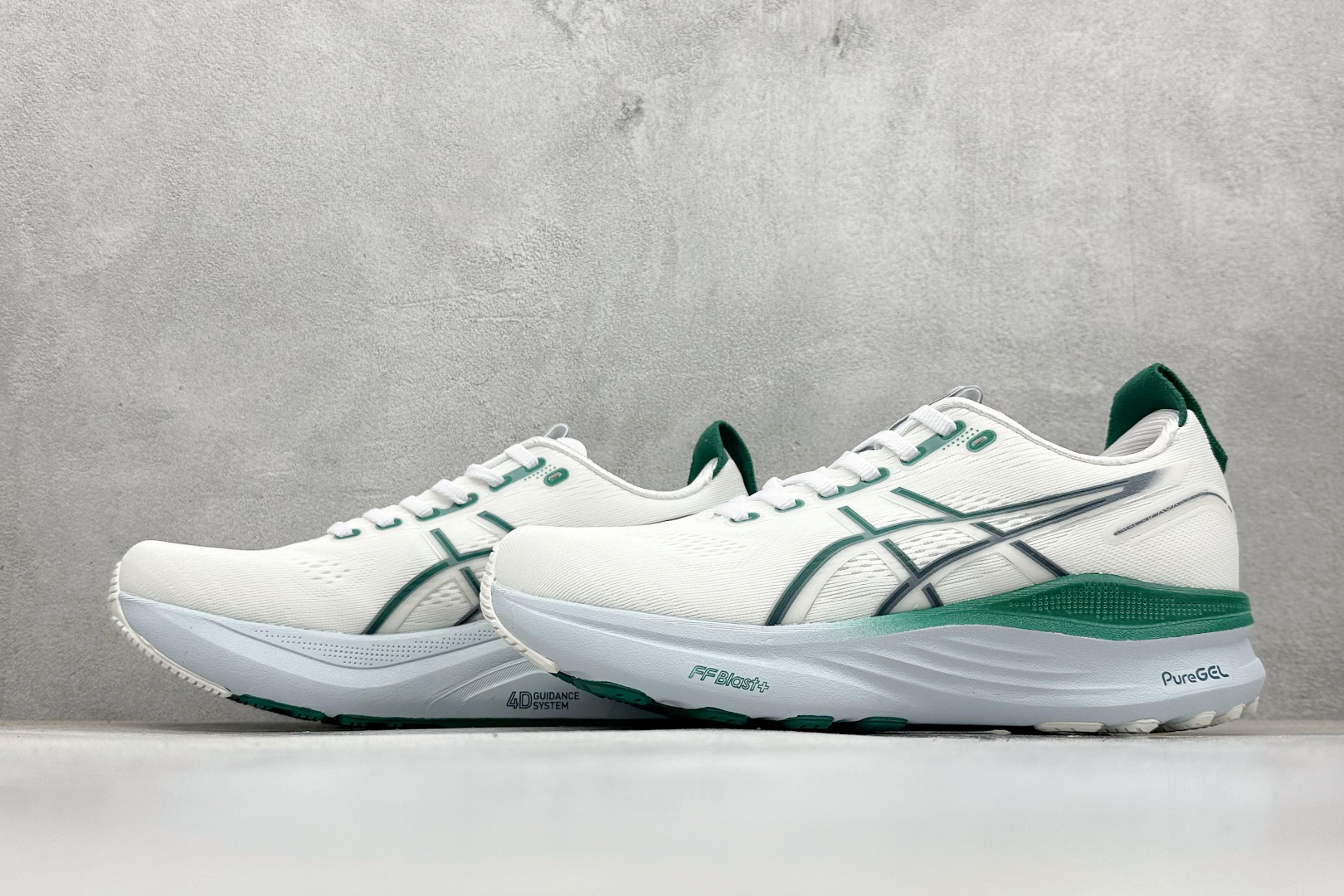 180 Asics Gel-Kayano 31代 运动休闲透气专业跑鞋 1011C052-102