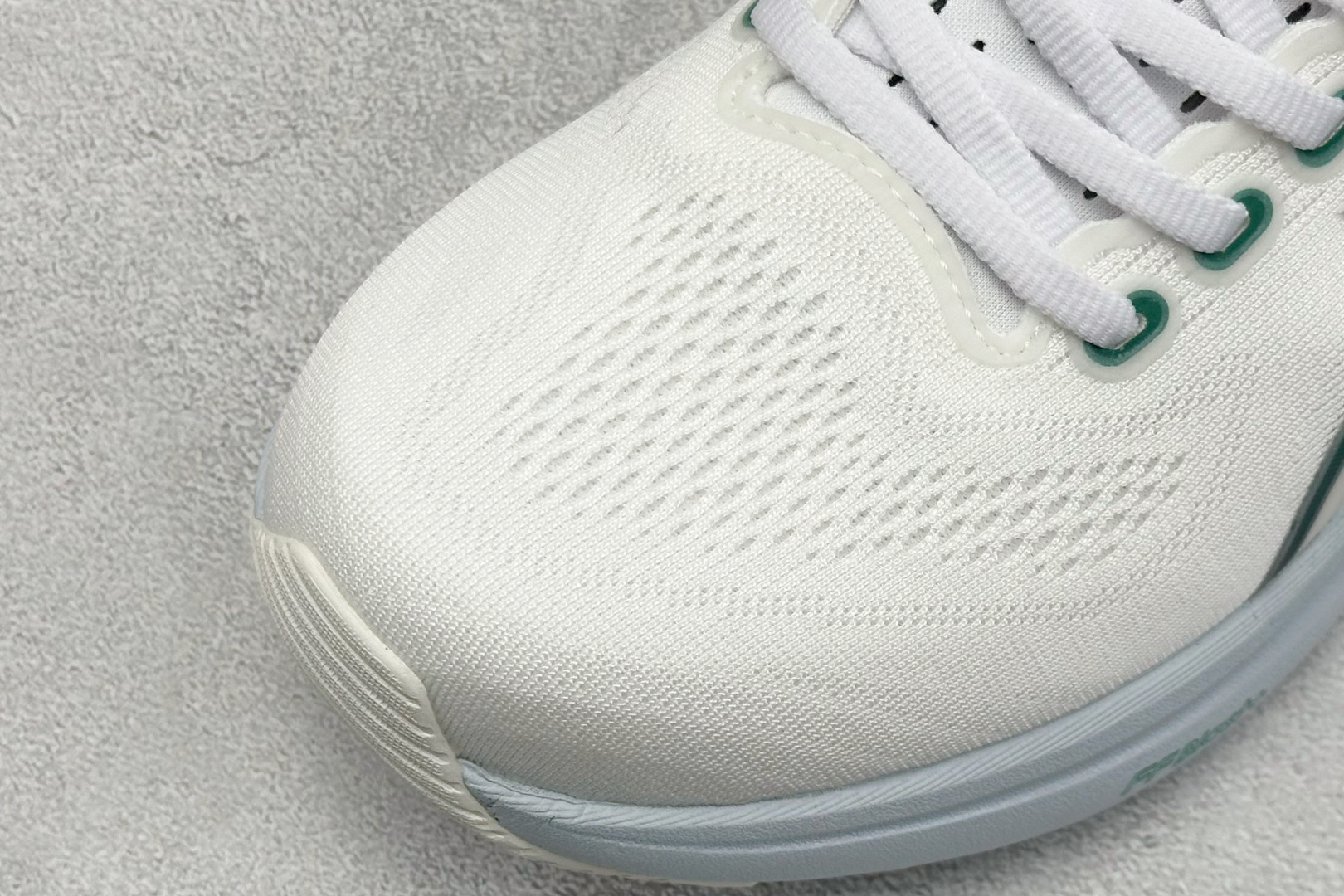 180 Asics Gel-Kayano 31代 运动休闲透气专业跑鞋 1011C052-102