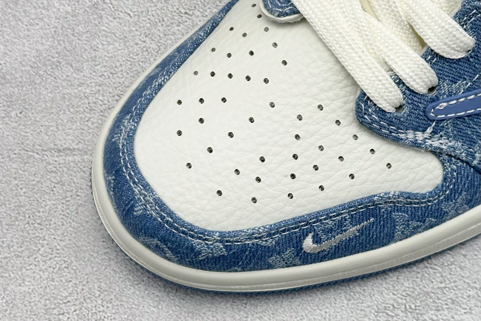 SC版Travis Scott x Fragment Design x Air Jordan 1 Low SP AJ1 乔1 LV联名 天空蓝牛仔 低帮文化休闲板鞋 SC0601-056