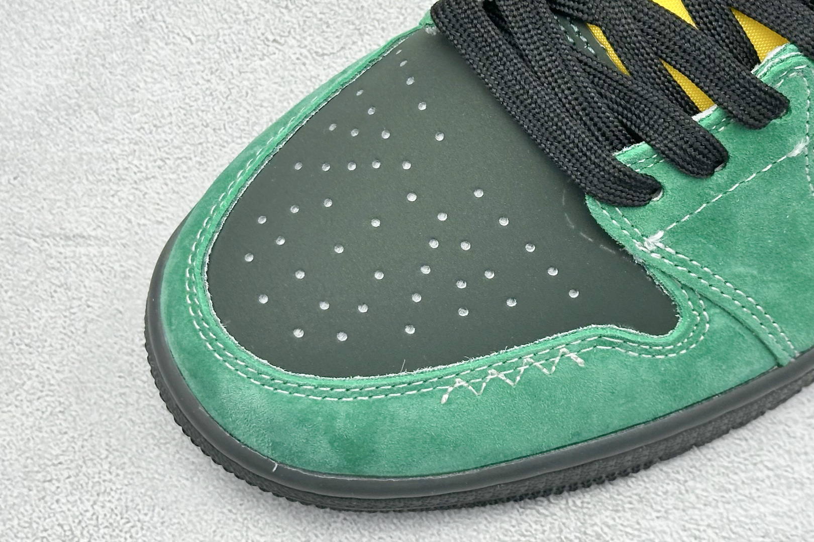 XC版NK AIR JORDAN 1 LOW斯图西联名 低帮休闲板鞋 LR8888-011