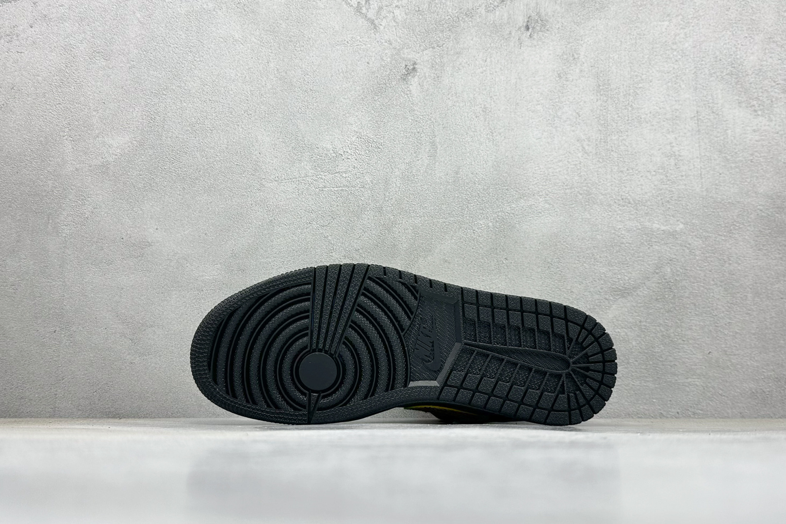 XC版NK AIR JORDAN 1 LOW斯图西联名 低帮休闲板鞋 LR8888-011