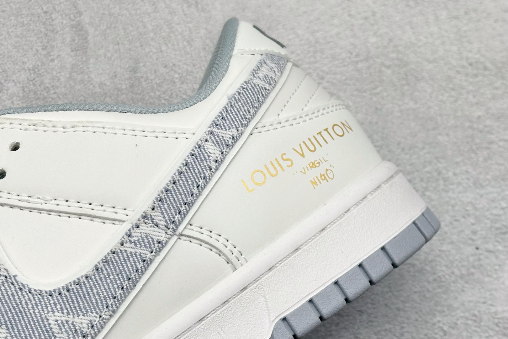 XC版Nike SB Dunk Low LV联名 灰牛仔勾 周年高端定制 低帮休闲板鞋 CS1688-126