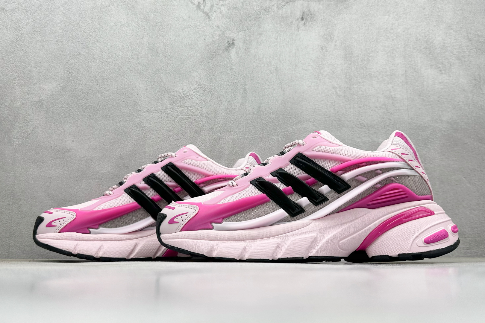 Adidas Originals Adistar Jellyfish 阿迪复古舒适防滑减震运动鞋货号：j