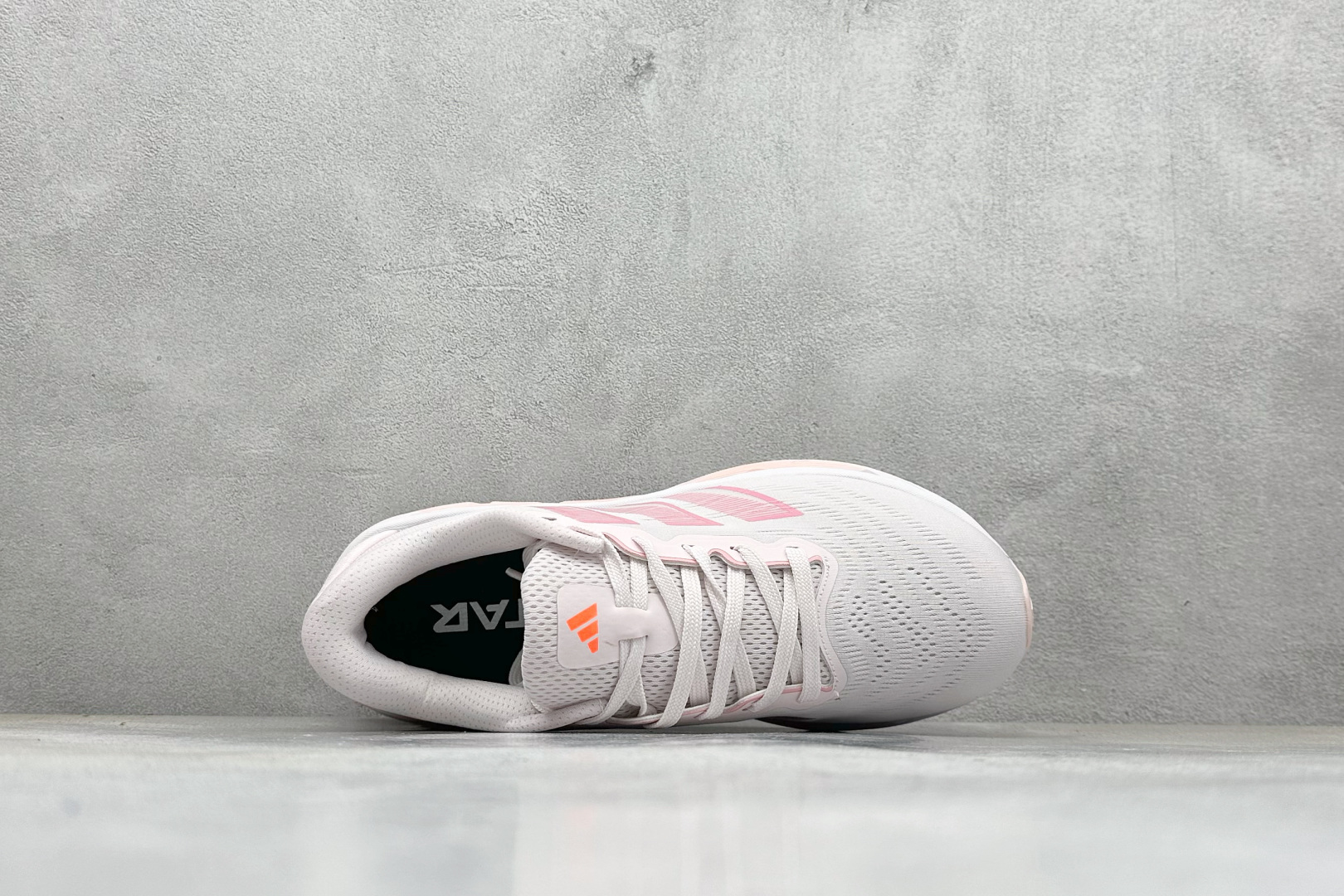 Adidas Originals Adistar 阿迪复古舒适防滑减震运动鞋 ID6187