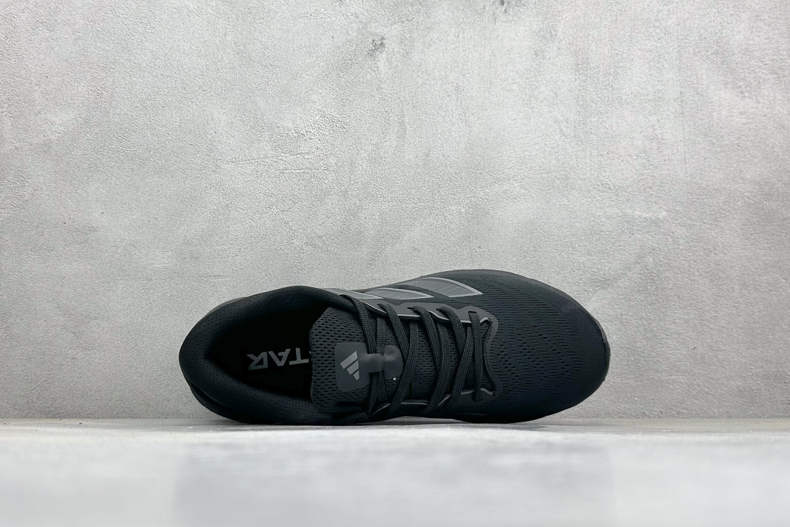 Adidas Originals Adistar 阿迪复古舒适防滑减震运动鞋 ID6182 Adidas Originals Adistar 阿迪复古舒适防滑减震运动鞋 ID6182