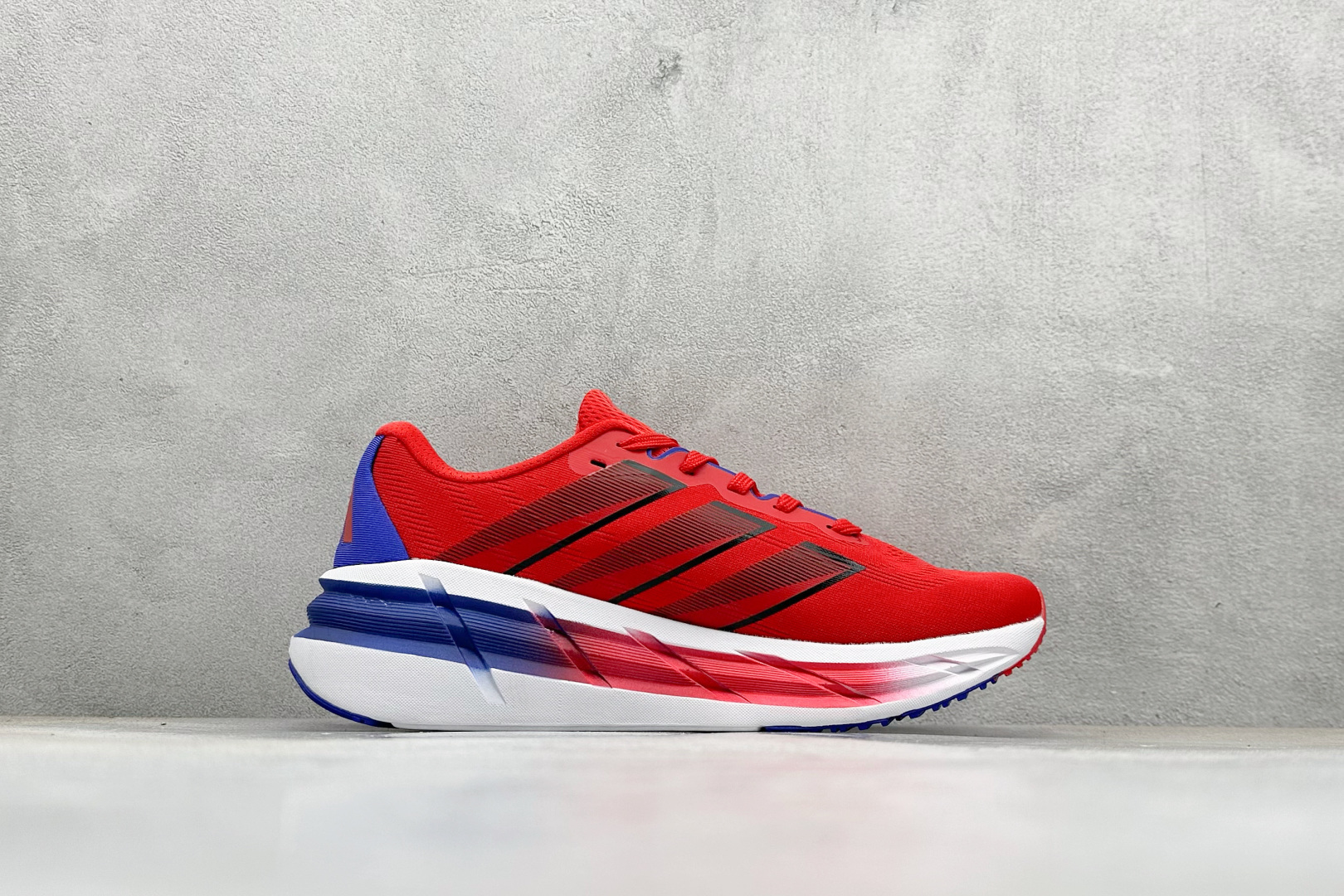 180 Adidas Originals Adistar 阿迪复古舒适防滑减震运动鞋 ID6184