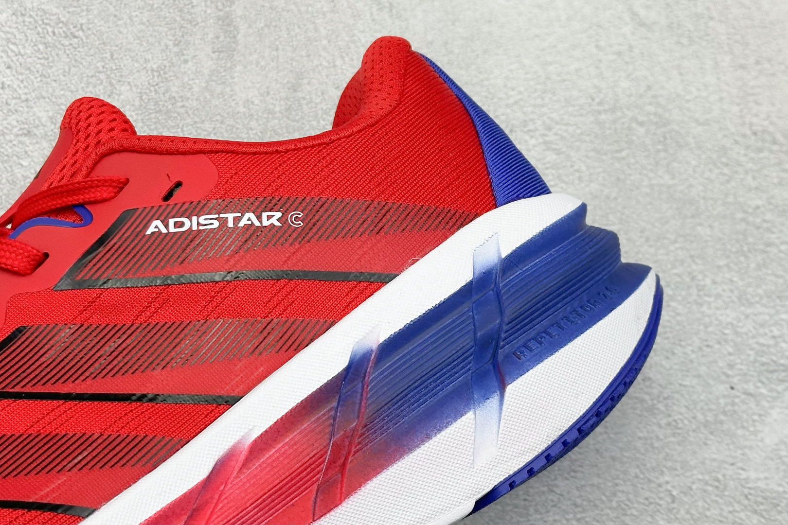 180 Adidas Originals Adistar 阿迪复古舒适防滑减震运动鞋 ID6184