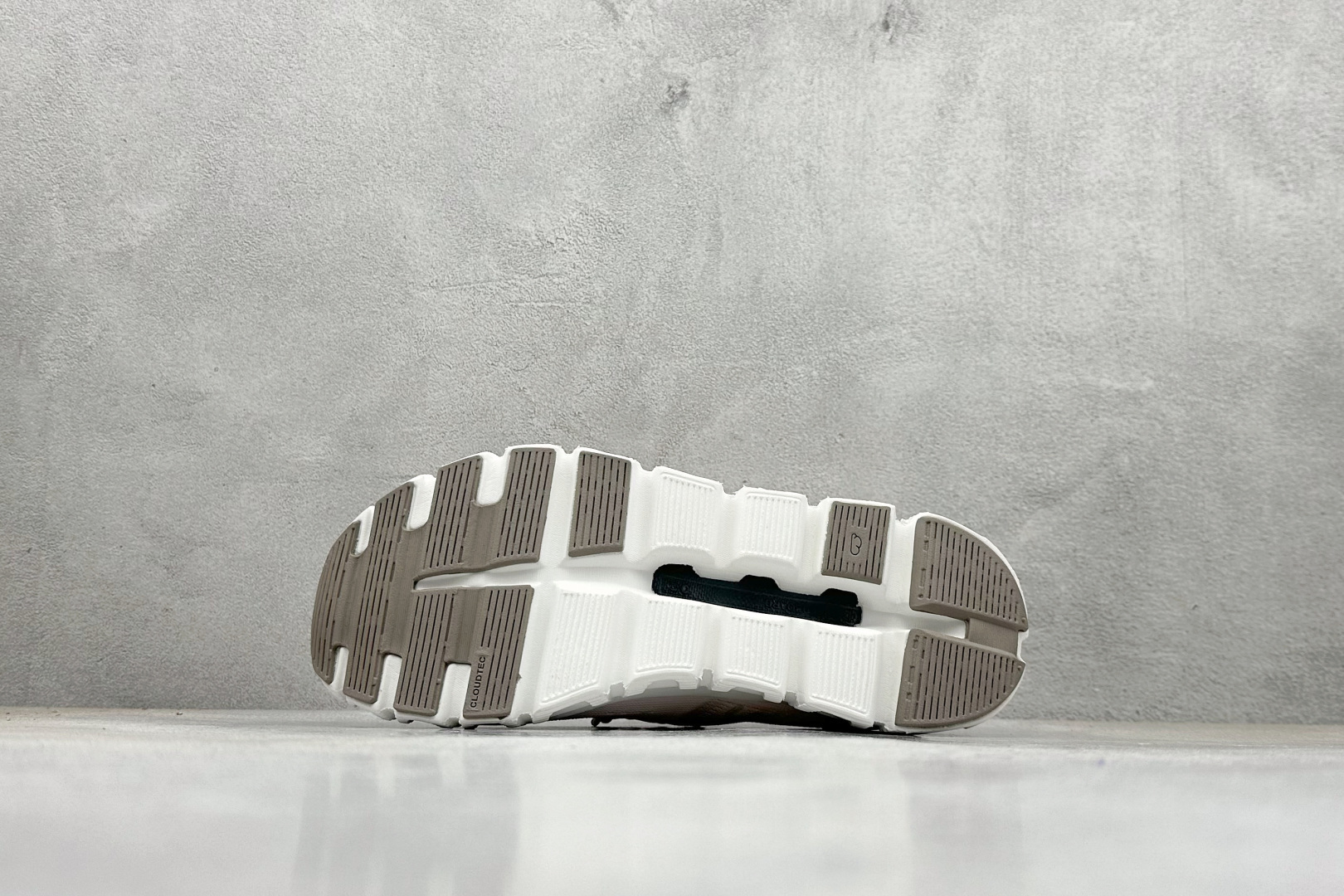 180 YH版ON 昂跑 On Cloud 6 系列 网面透气运动鞋跑步鞋 3WF1002