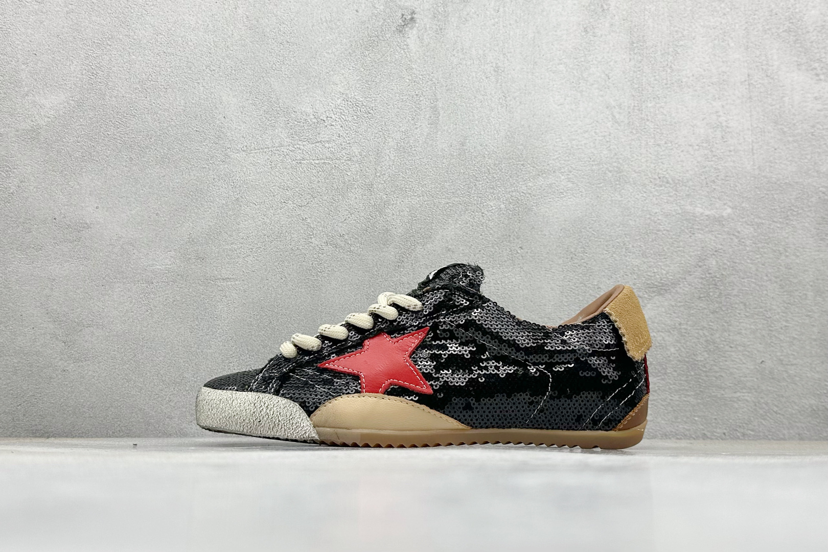 320 Golden Goose True Star GGDB 25ss明星同款 小红书爆款小脏鞋