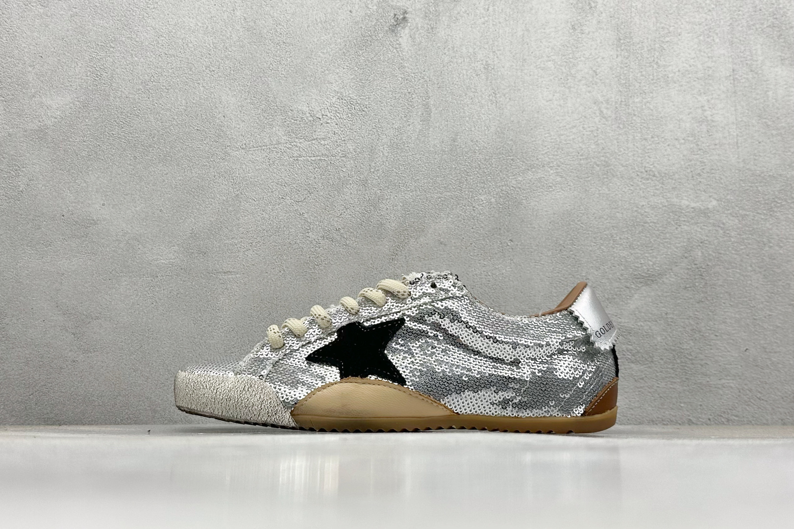 320 Golden Goose True Star GGDB 25ss明星同款 小红书爆款小脏鞋