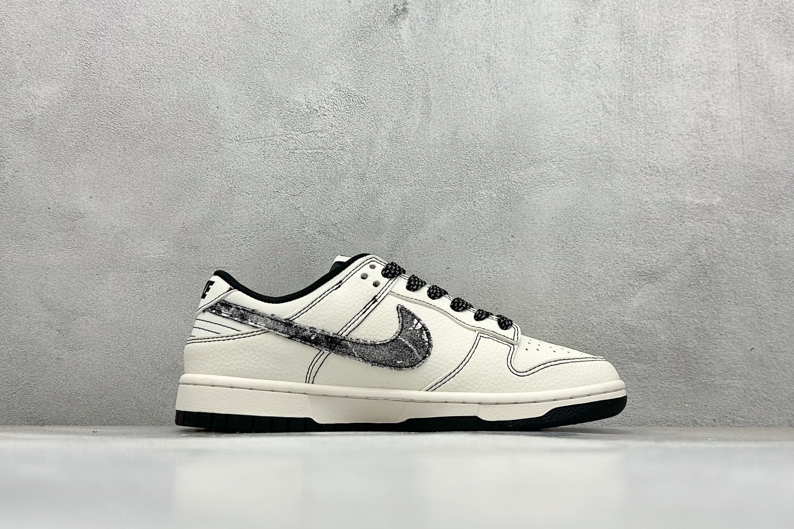 Nike SB Dunk Low LV联名 米黑牛仔勾 周年高端定制 低帮休闲板鞋 JP1628-027