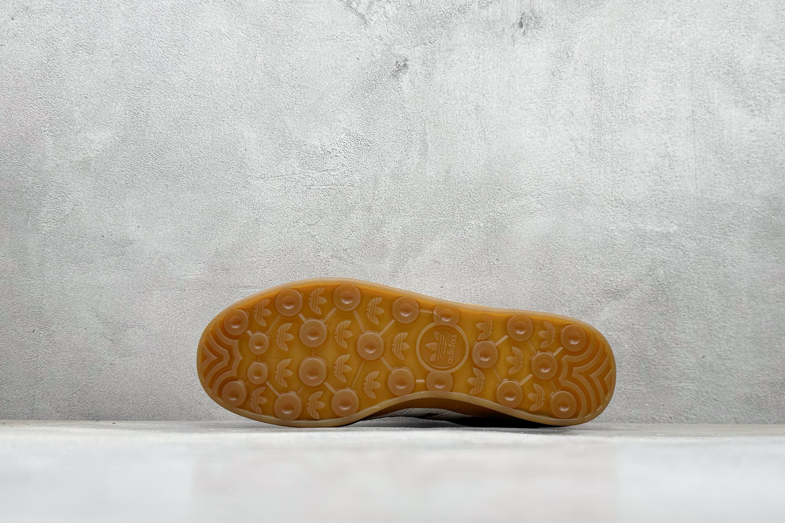 HY版Bad Bunny x Adidas Gazelle Indoor 联名款 三叶草复古休闲防滑耐磨低帮板鞋 JS5051