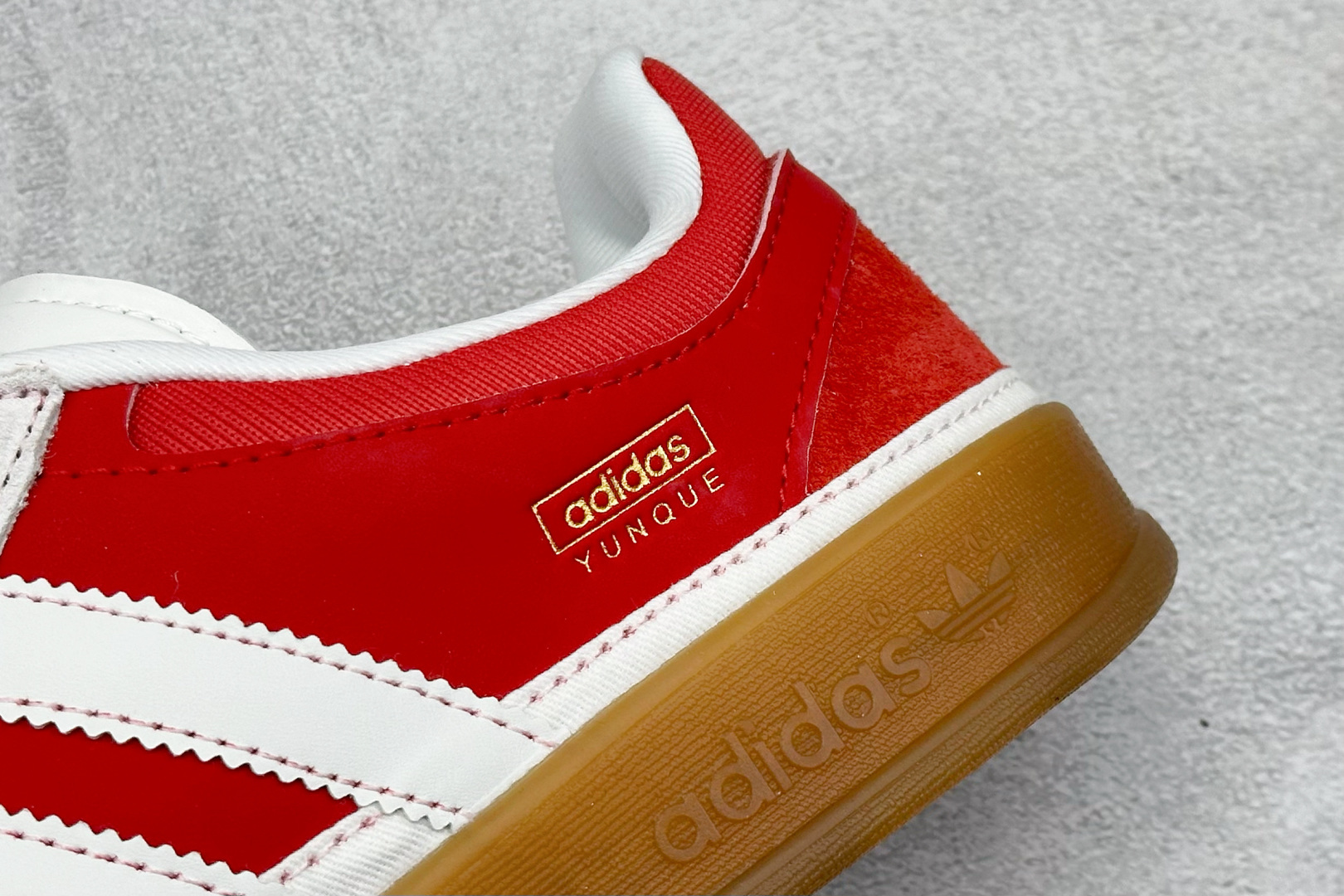 HY版Bad Bunny x Adidas Gazelle Indoor 联名款 三叶草复古休闲防滑耐磨低帮板鞋 JS5051