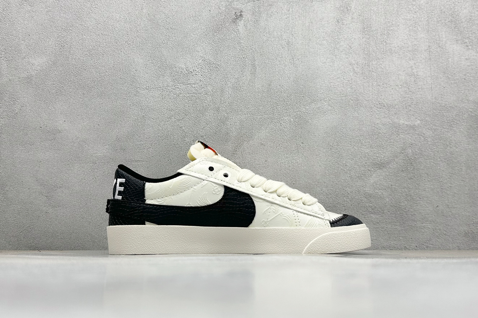 PG版Nike Blazer low 77 JUMBO 开括者大勾低帮休闲板鞋 DN2158-001