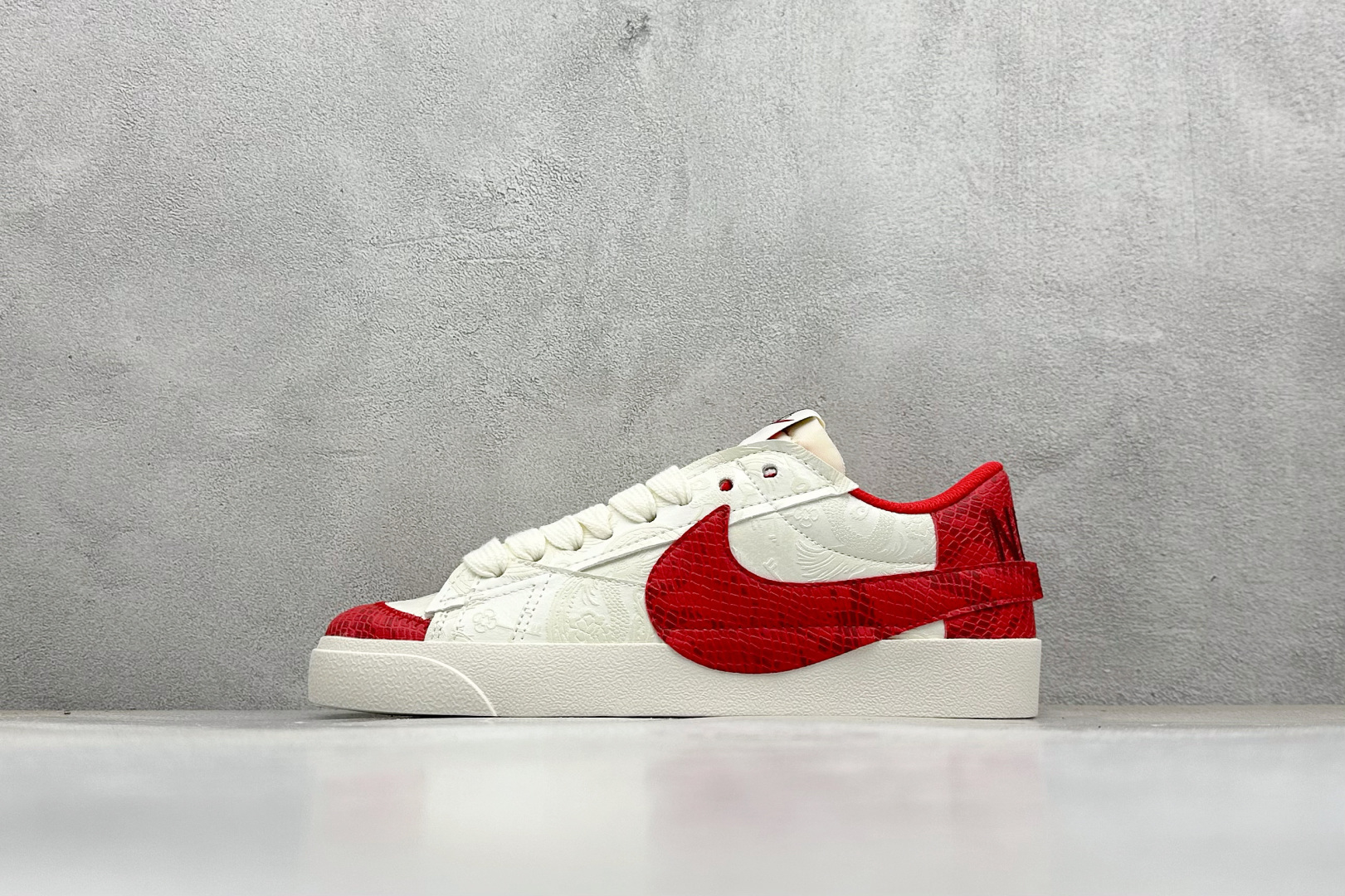 PG版Nike Blazer low 77 JUMBO 开括者大勾低帮休闲板鞋 DN2158-006 PG版Nike Blazer low 77 JUMBO 开括者大勾低帮休闲板鞋 DN2158-006