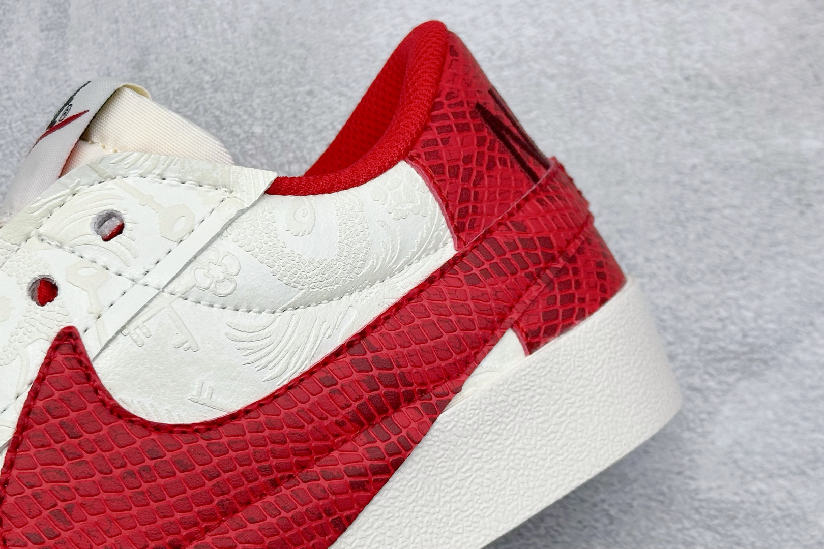 PG版Nike Blazer low 77 JUMBO 开括者大勾低帮休闲板鞋 DN2158-006 PG版Nike Blazer low 77 JUMBO 开括者大勾低帮休闲板鞋 DN2158-006