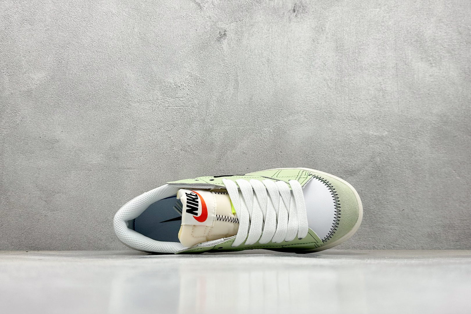 PG版Nike Blazer low 77 JUMBO 开括者大勾低帮休闲板鞋 DN2158-106