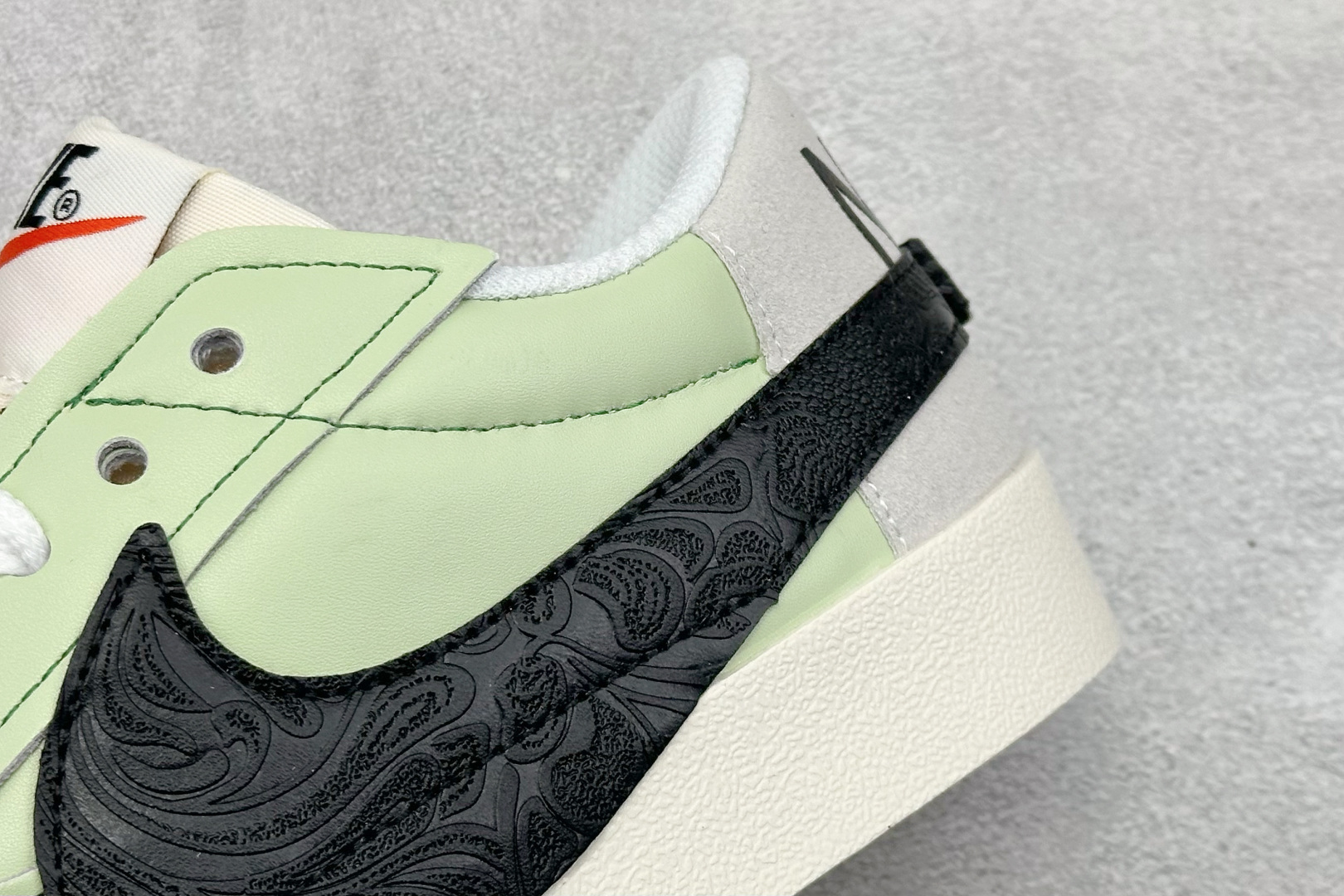 PG版Nike Blazer low 77 JUMBO 开括者大勾低帮休闲板鞋 DN2158-106