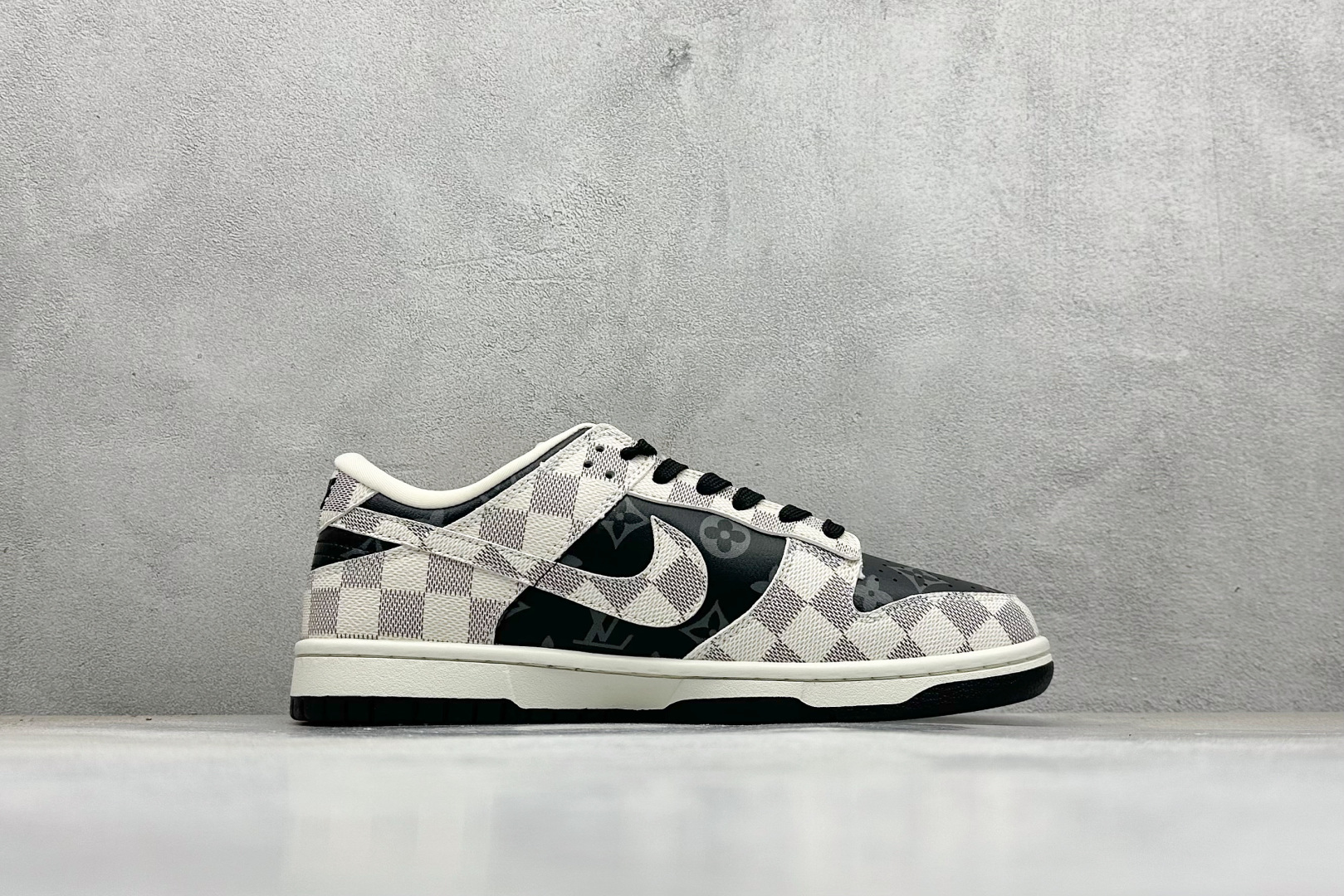 280 SC版Nike SB Dunk Low“LV联名——格纹雾灰” 高端定制 低帮休闲板鞋 SC0601-452