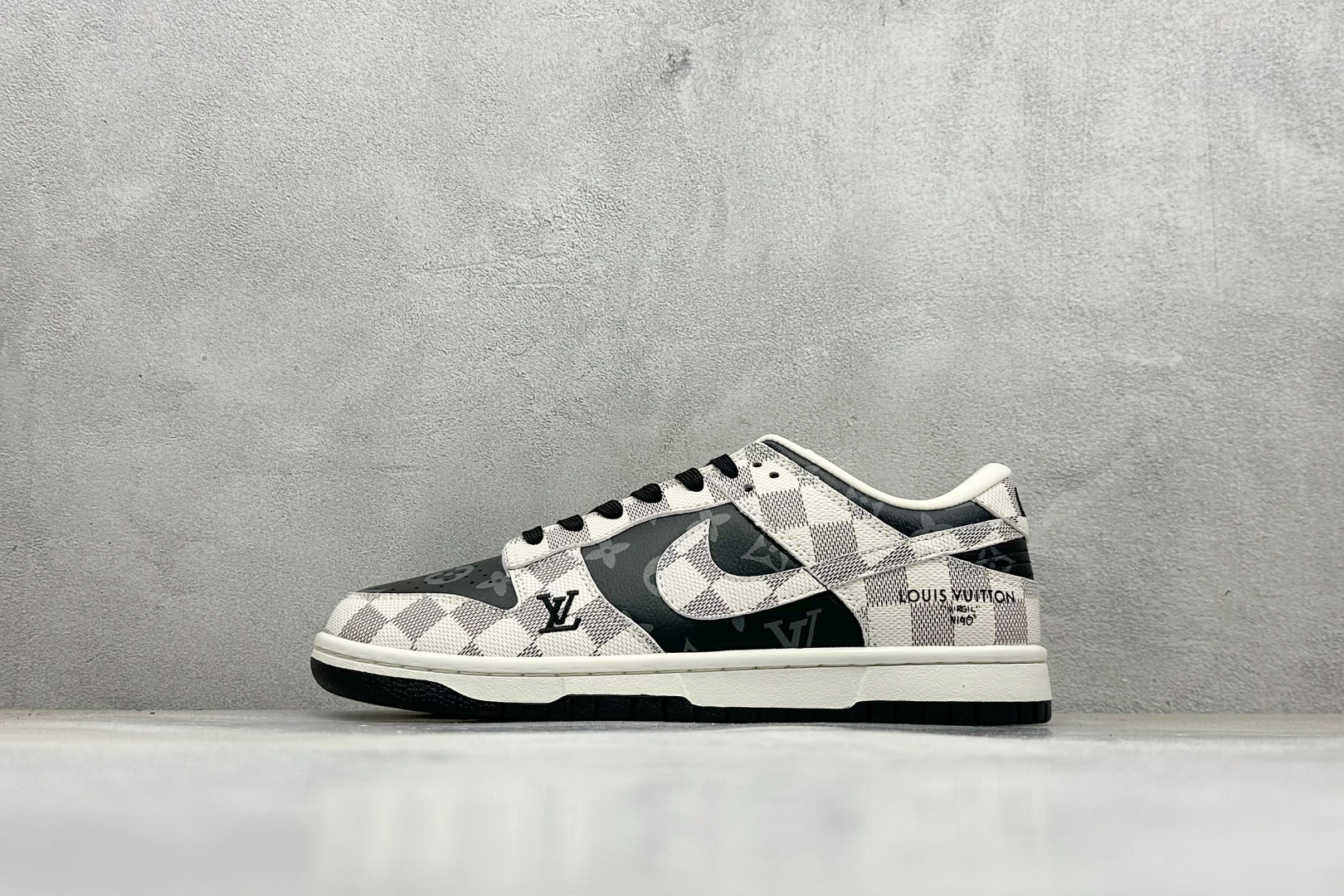 280 SC版Nike SB Dunk Low“LV联名——格纹雾灰” 高端定制 低帮休闲板鞋 SC0601-452