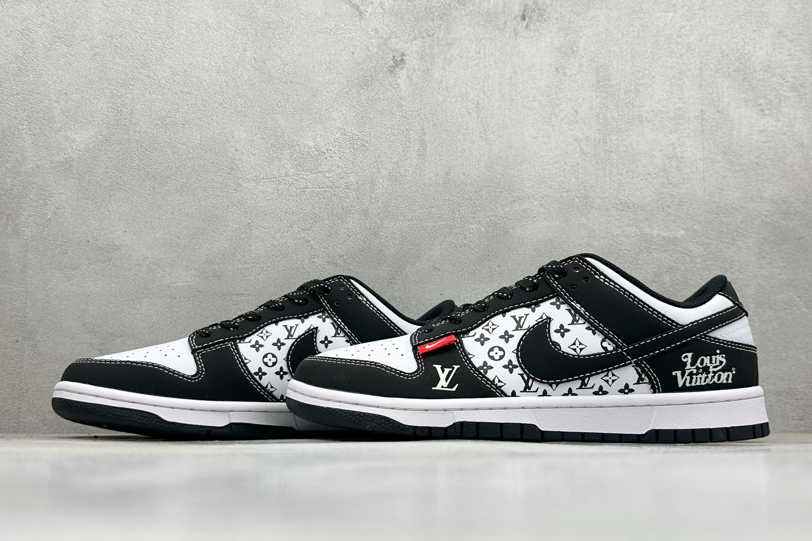 280 XC版Nike SB Dunk Low“LV联名——红标印花” 周年高端定制 低帮休闲板鞋 CS1688-129