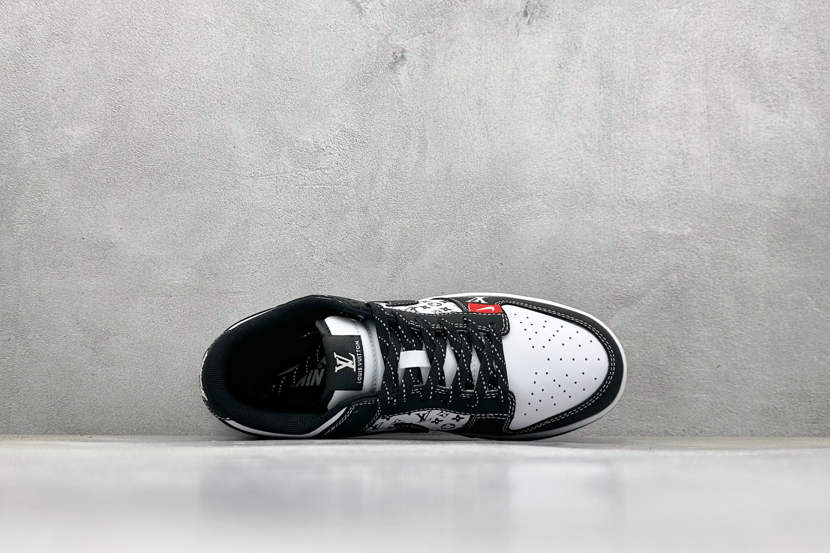 280 XC版Nike SB Dunk Low“LV联名——红标印花” 周年高端定制 低帮休闲板鞋 CS1688-129