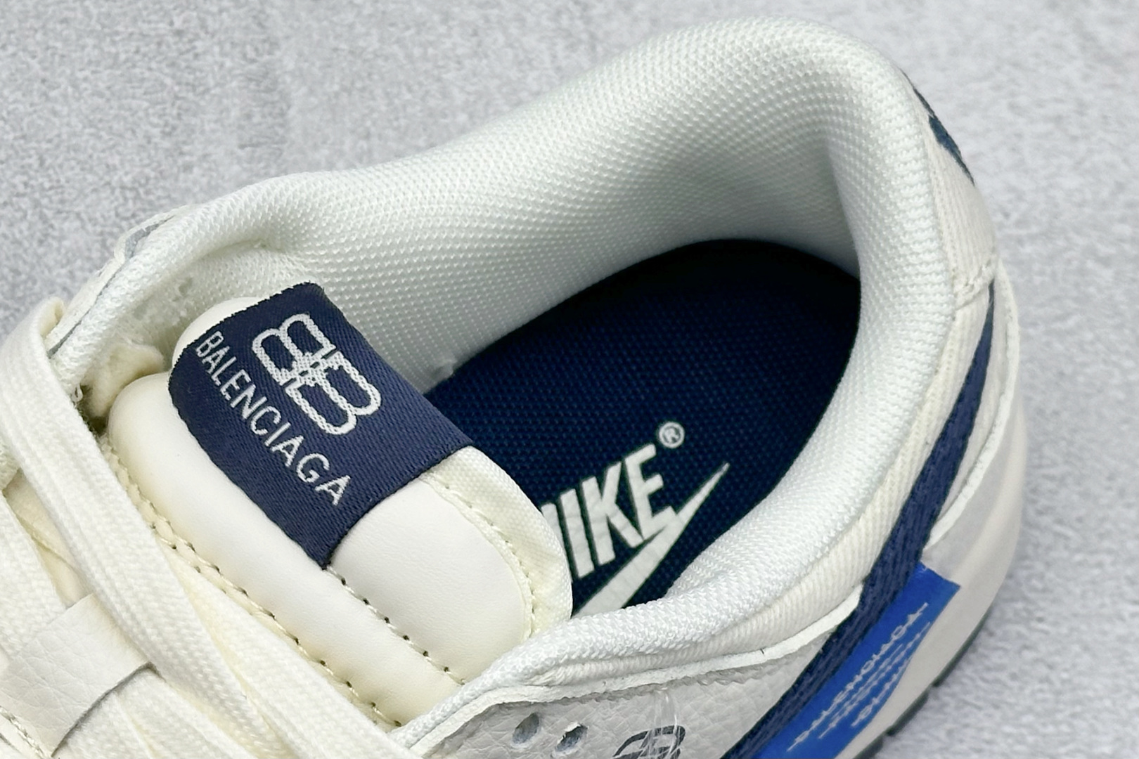 Nike SB Dunk Low 联名 米白帆布蓝钩 高端定制 低帮休闲板鞋 XD1588-230