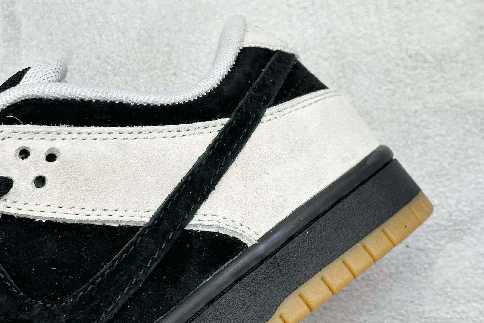 K版NIKE SB Dunk Low 灰黑白 HF3704-001