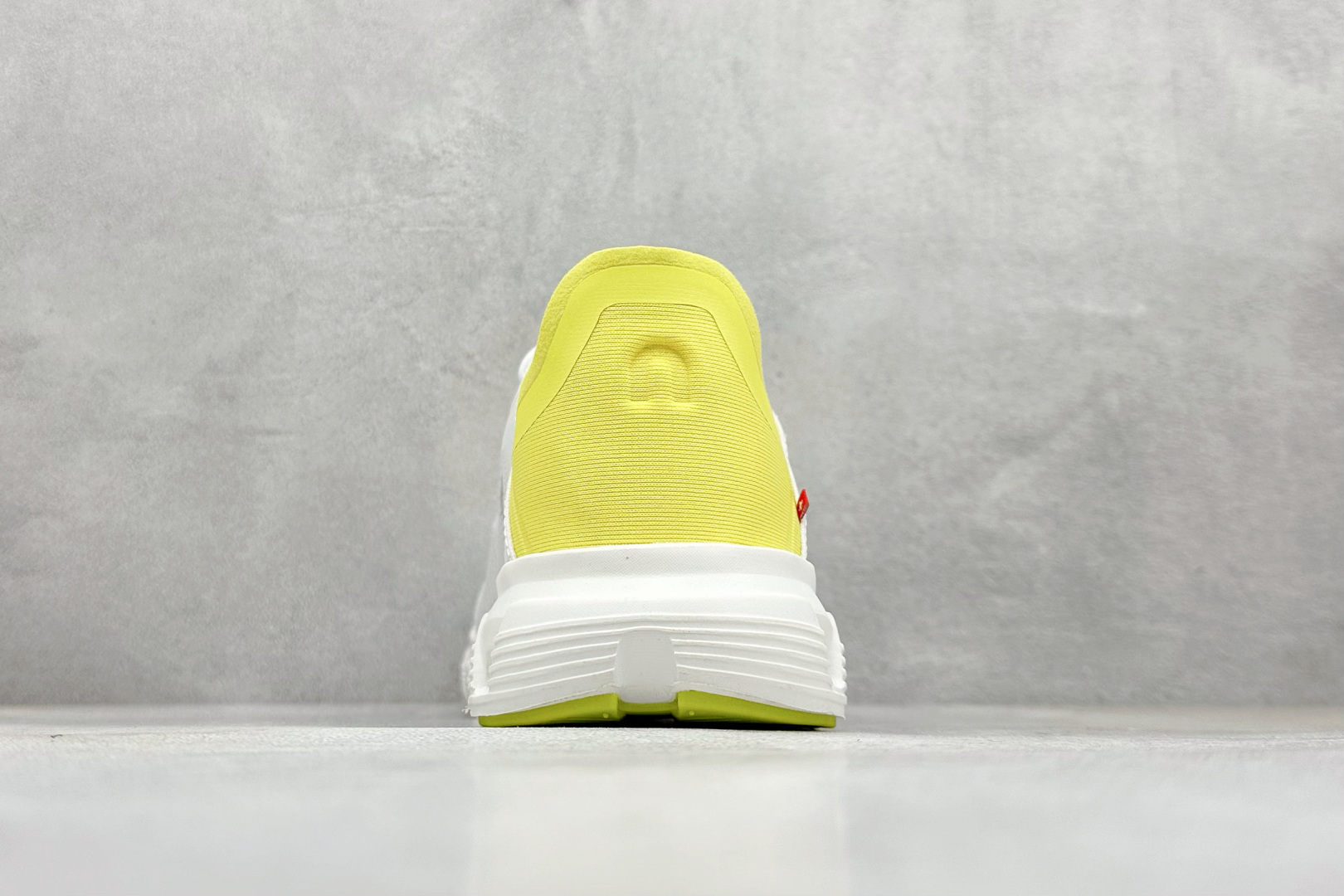 180 YH版ON 昂跑 On Cloud 6 系列 网面透气运动鞋跑步鞋 3MF1002