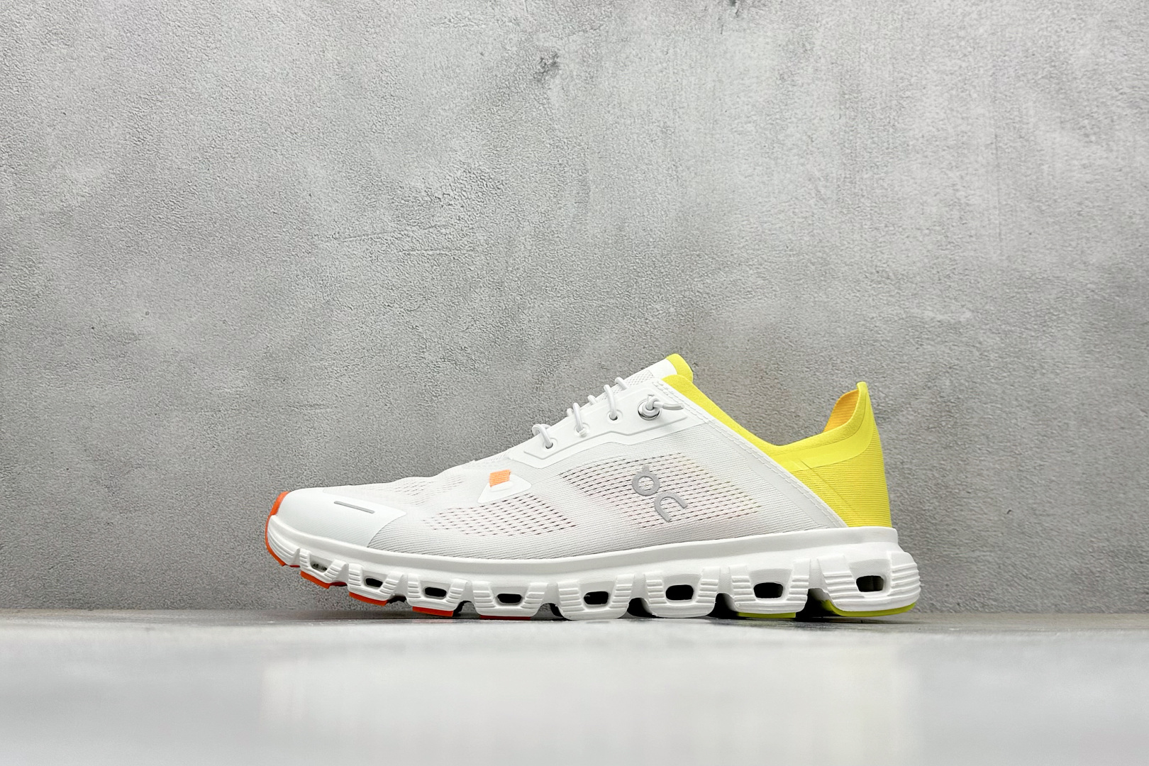 180 YH版ON 昂跑 On Cloud 6 系列 网面透气运动鞋跑步鞋 3MF1002