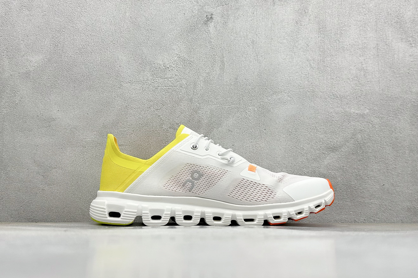 180 YH版ON 昂跑 On Cloud 6 系列 网面透气运动鞋跑步鞋 3MF1002